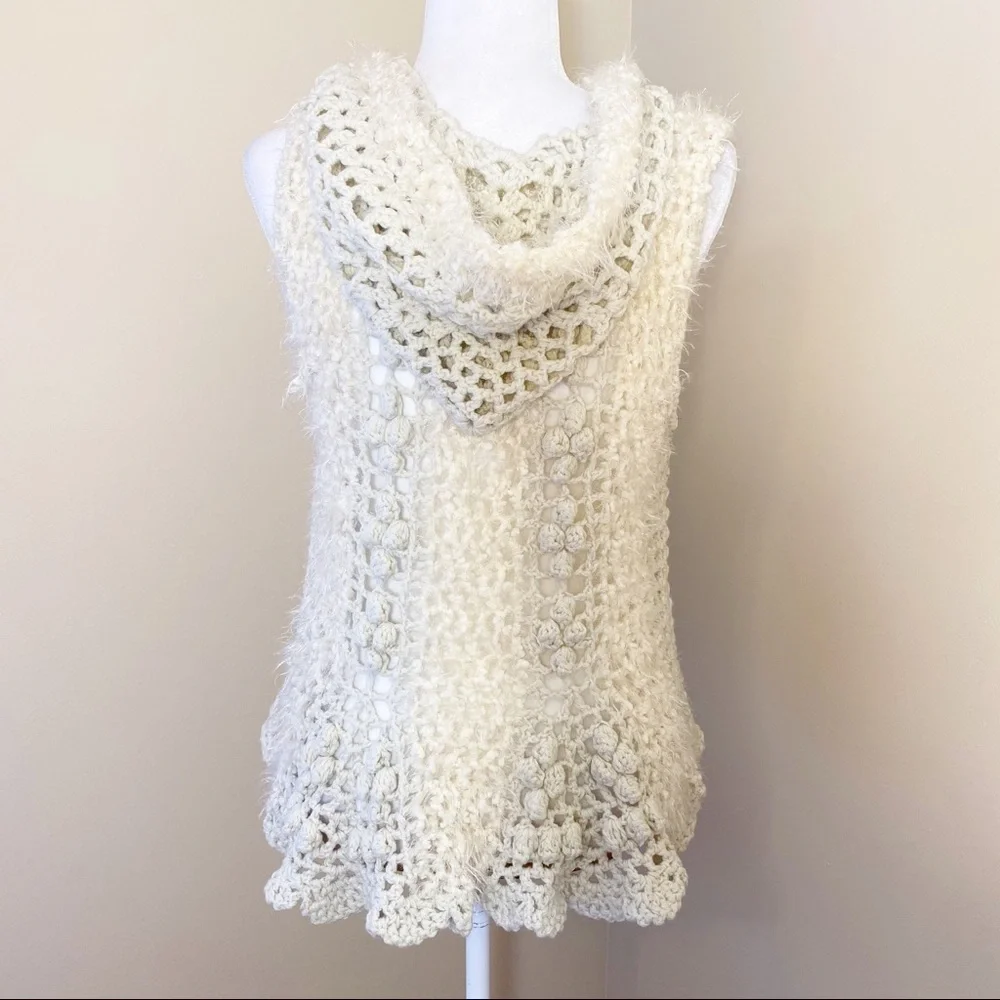 Cecico Crochet Knit Sleeveless Sweater w/Hood -M/L - Picture 3 of 9